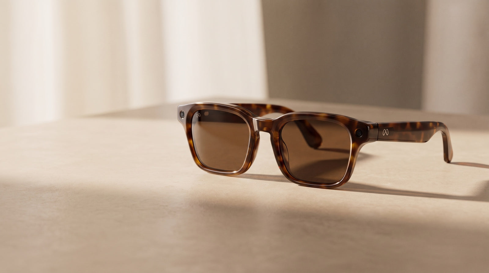 Meta Glasses with premium prescription lenses by Tajima Direct