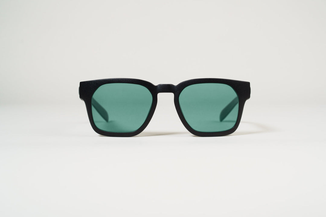 images/dav-blk-fr-bl15.jpg