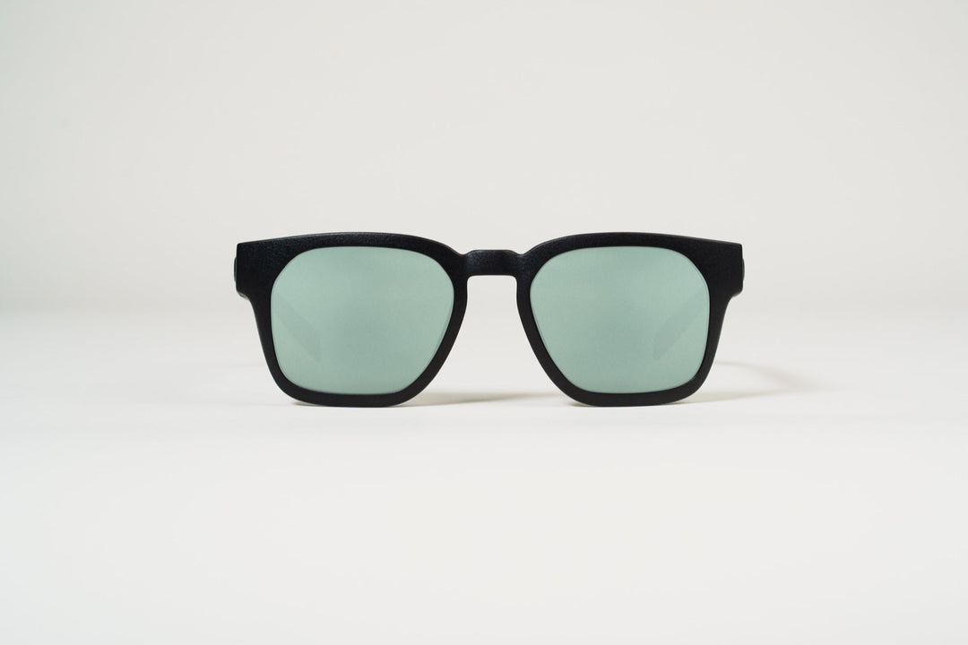 images/dav-blk-fr-g15svm.jpg